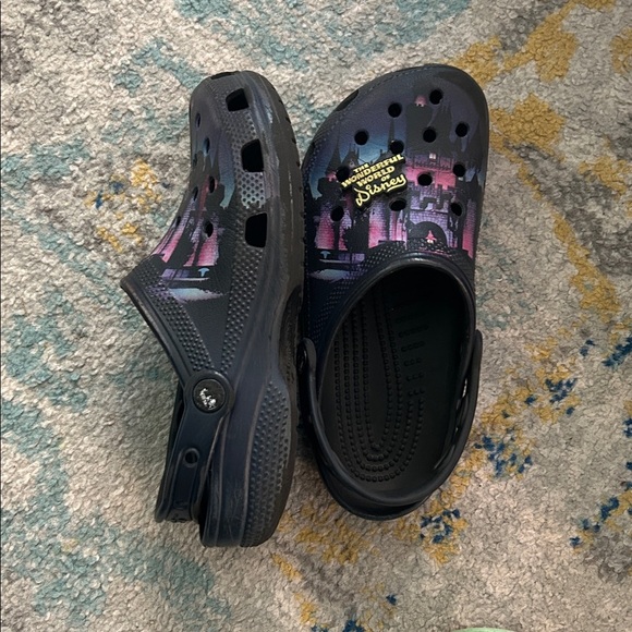 Disney World Disney Springs Magic Castle at Night Black and Purple Crocs Size 7 - Picture 6 of 6